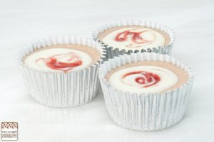 Strawberry Cheesecake Cupcake - 12ct